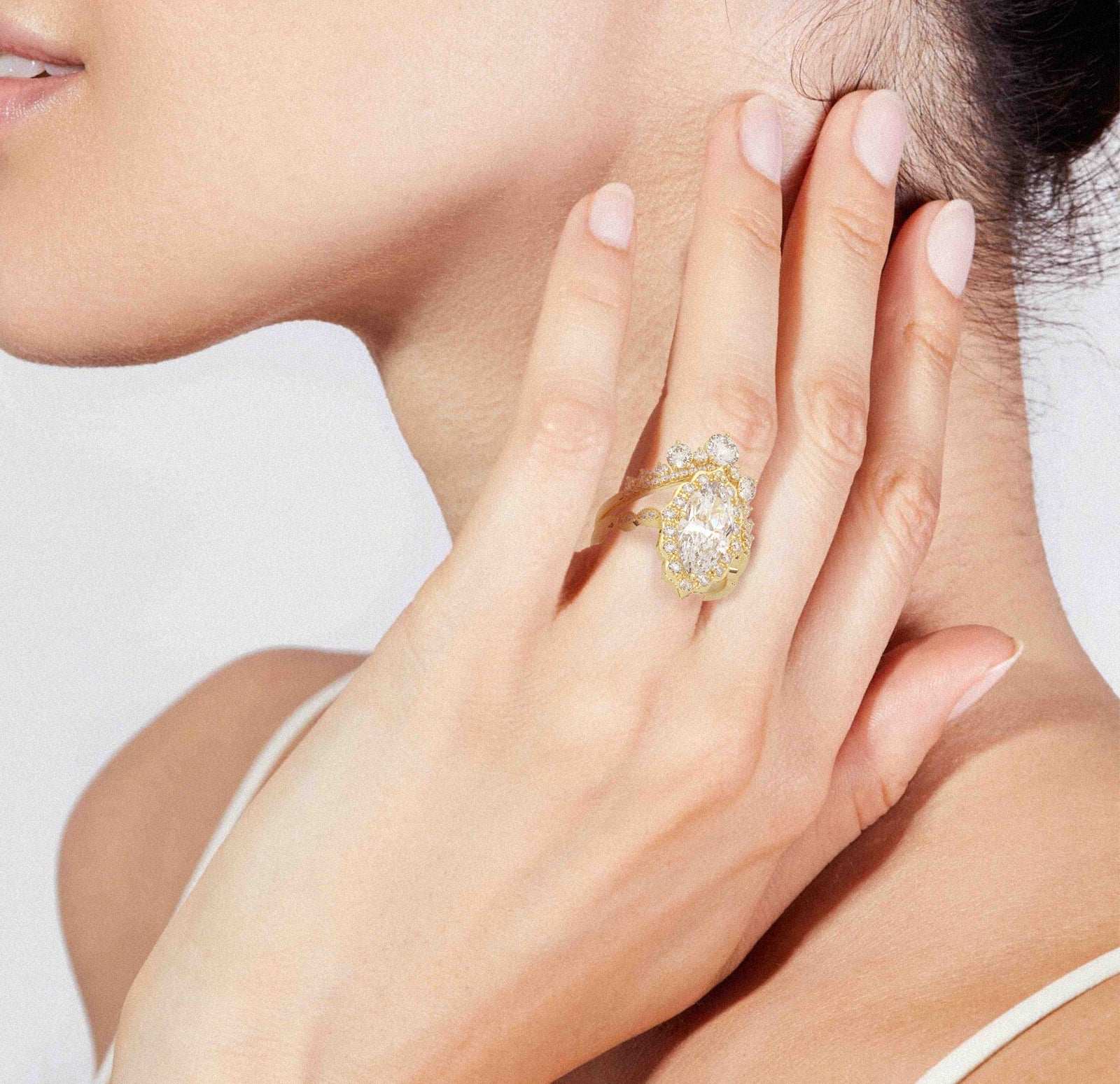 Queen's Crown Moissanite Wedding Set (14k Solid Yellow Gold) - Image 3