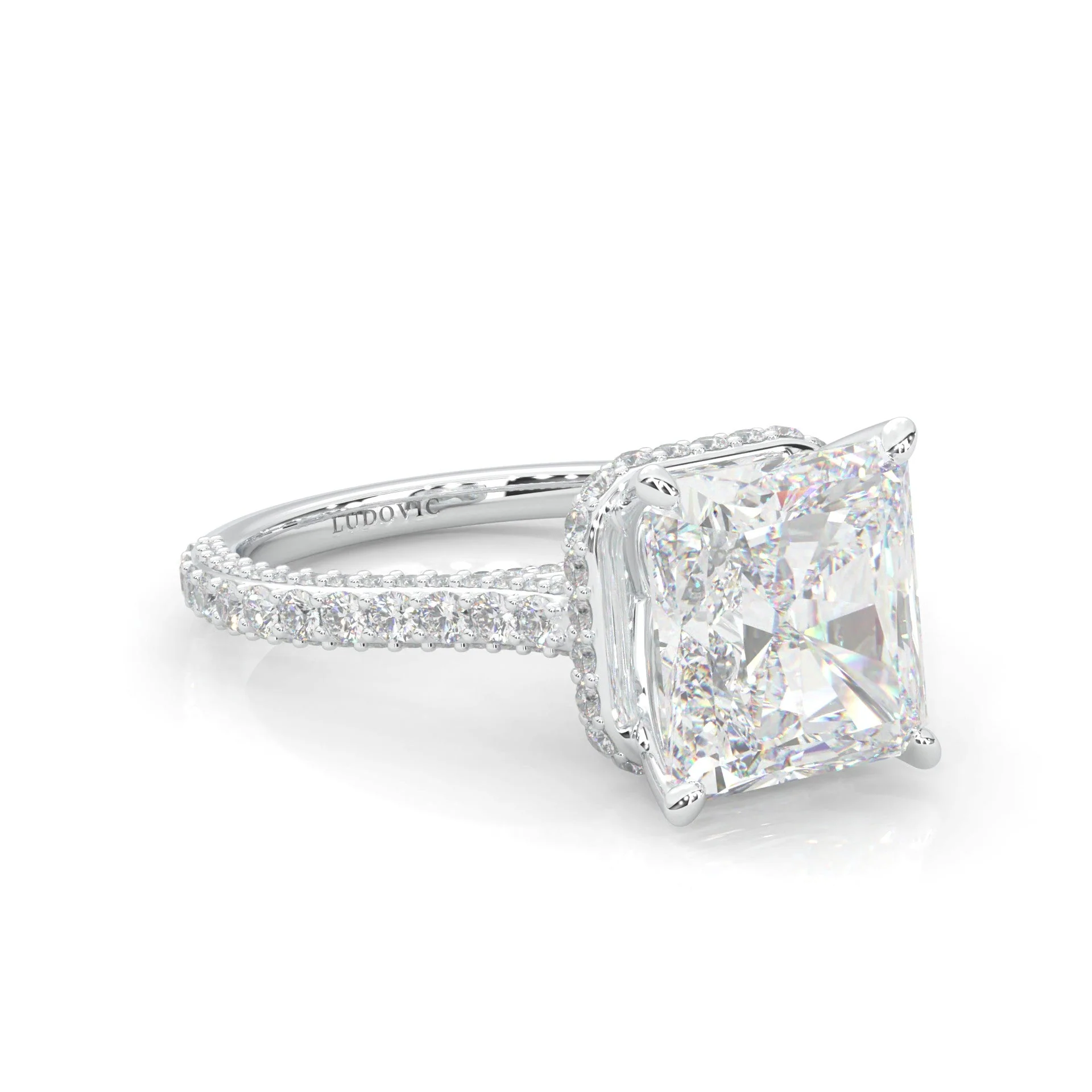 Starlight Halo Moissanite Engagement Ring (2CT Main Stone) - Image 2